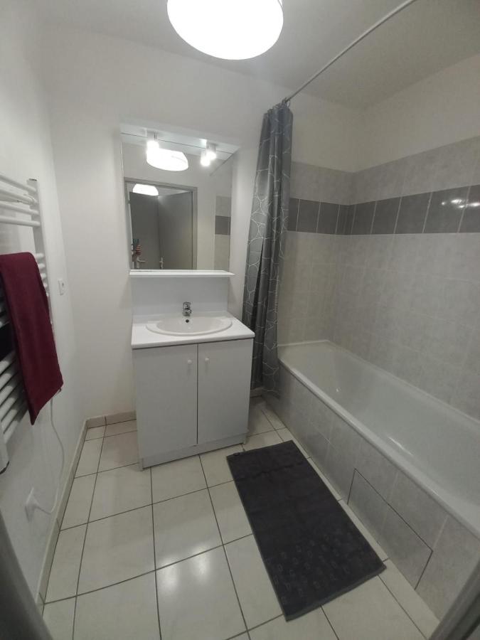 Superbe T2 Avec Parking Prive Apartment Agen Exterior foto