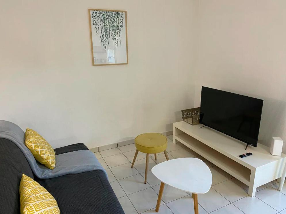Superbe T2 Avec Parking Prive Apartment Agen Exterior foto
